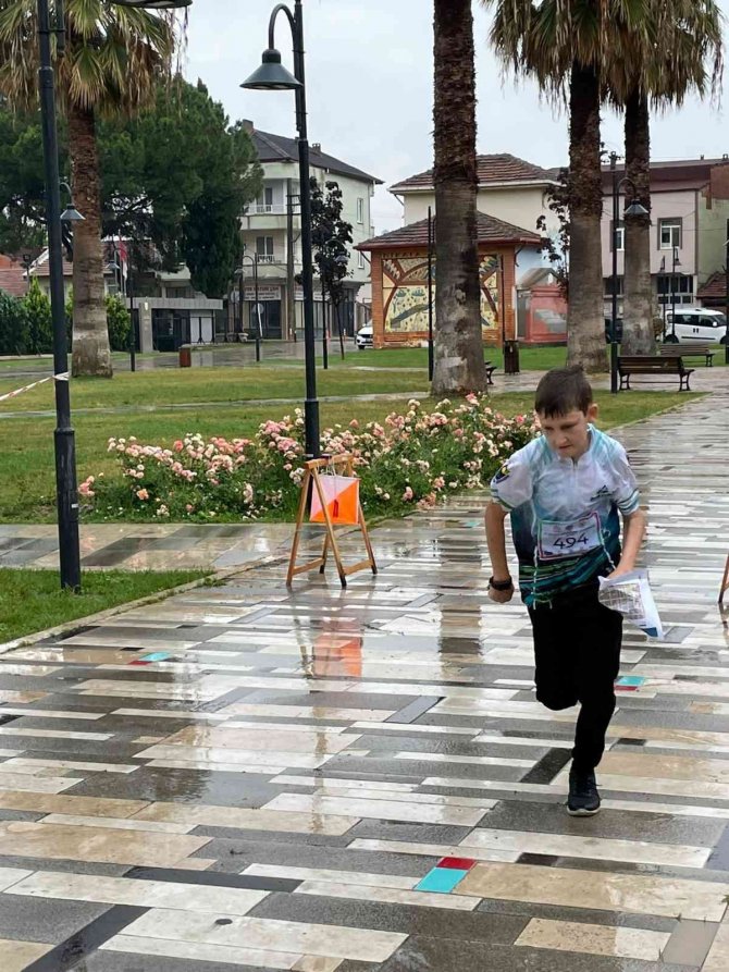 Dostum Oryantiring Takımı U14’te Türkiye Şampiyonu Oldu