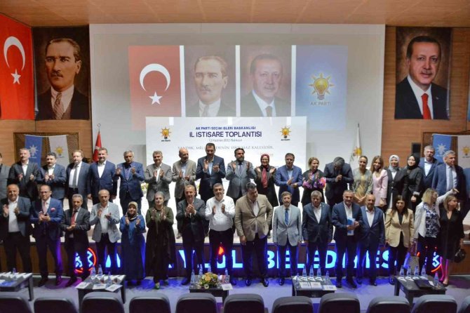 Ak Parti’de İstişare Toplantısı