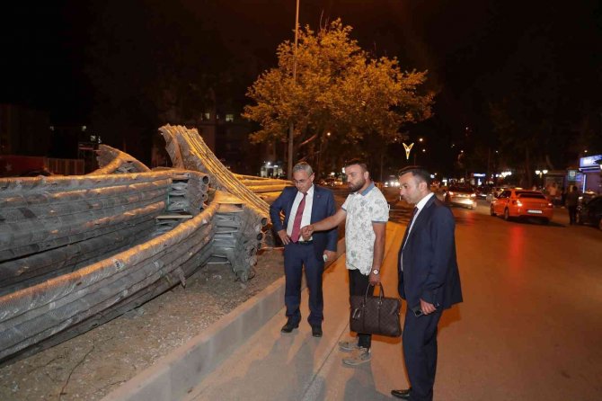 Atatürk Bulvarı’nda Işıklandırma Montaj Çalışmaları Başladı