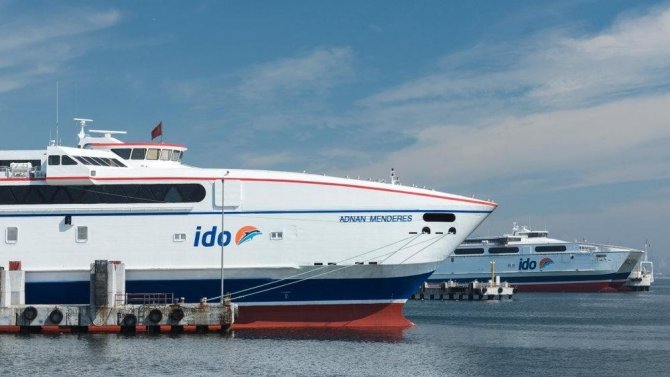Bursa Ve Bandırma’dan İ̇stanbul’a Yolcu Taşıyan İ̇do Arabalı Vapur Seferlerini İptal Etti
