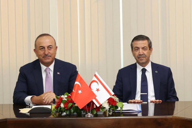 Çavuşoğlu, Kktc’li Mevkidaşı Ertuğruloğlu İle Görüştü
