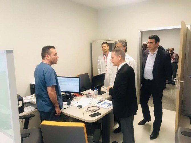 Sağlık Müdürü Tekin Hastanede İncelemelerde Bulundu