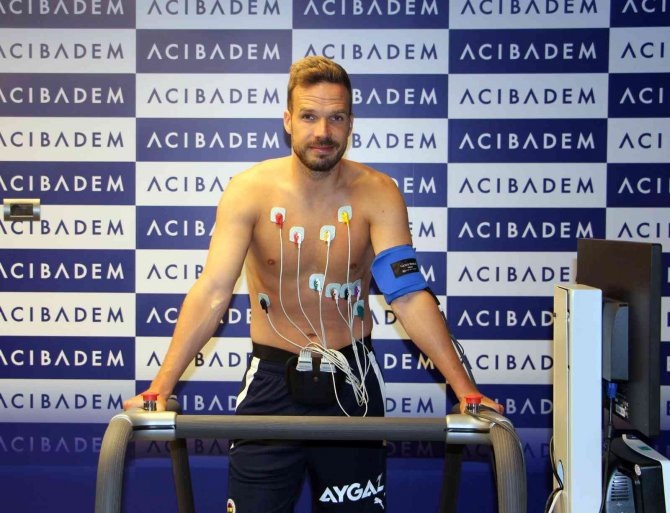 Fenerbahçe’de Sağlık Kontrolleri Başladı