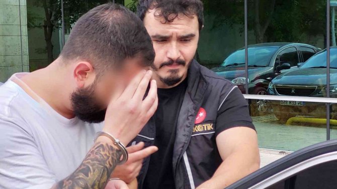 2 Ayrı Uyuşturucu Ticaretinden Tutuklandı