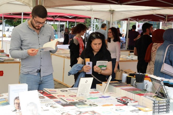 İ̇lkadım Belediyesi Kitap Fuarı Sona Erdi