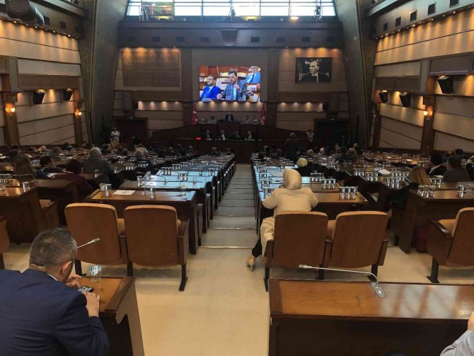 Ak Parti Meclis Üyesi Hasanoğlu: "Haliç’te Patlayan Altılı Masanın İ̇stanbul Şubesi Oldu"
