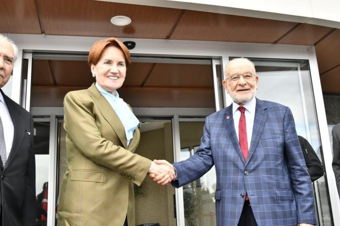Akşener, Saadet Partisi Genel Başkanı Karamollaoğlu’nu Ziyaret Etti