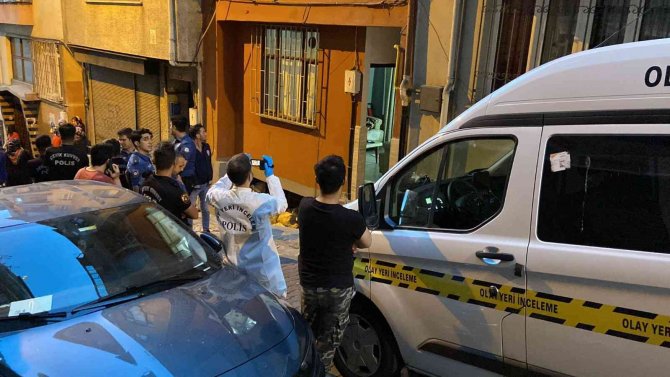 (Düzeltme) İ̇stanbul’da Kiracı, Kavga Ettiği Ev Sahibini Silahla Öldürdü