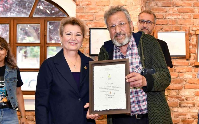 Karikatür Atölyeleri 10. Yıl Sergisi Beğeni Topladı