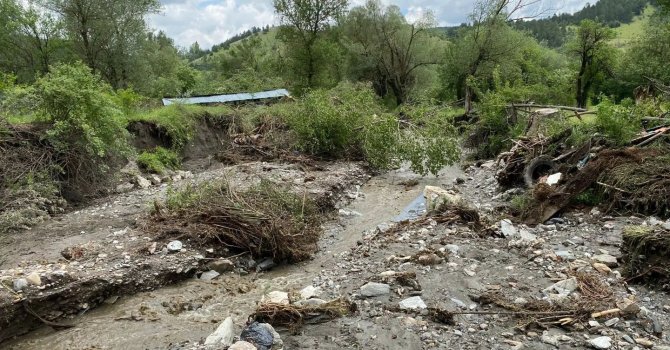 Kastamonu’da Selde Zarar Gören Bölgelerde Çalışma Başlatıldı