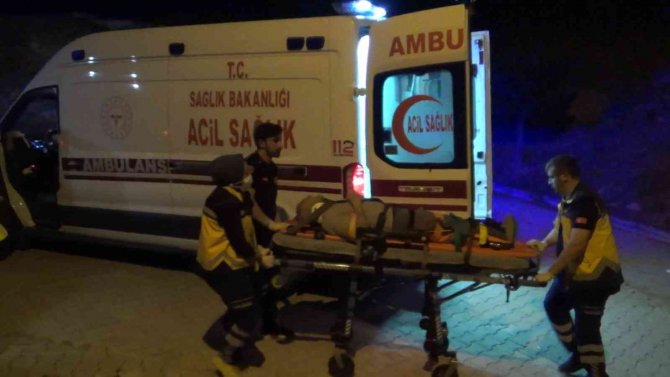 Davetli Olarak Geldiği Düğünde Aracını Davetlilerin Üzerine Sürdü: 20 Yaralı
