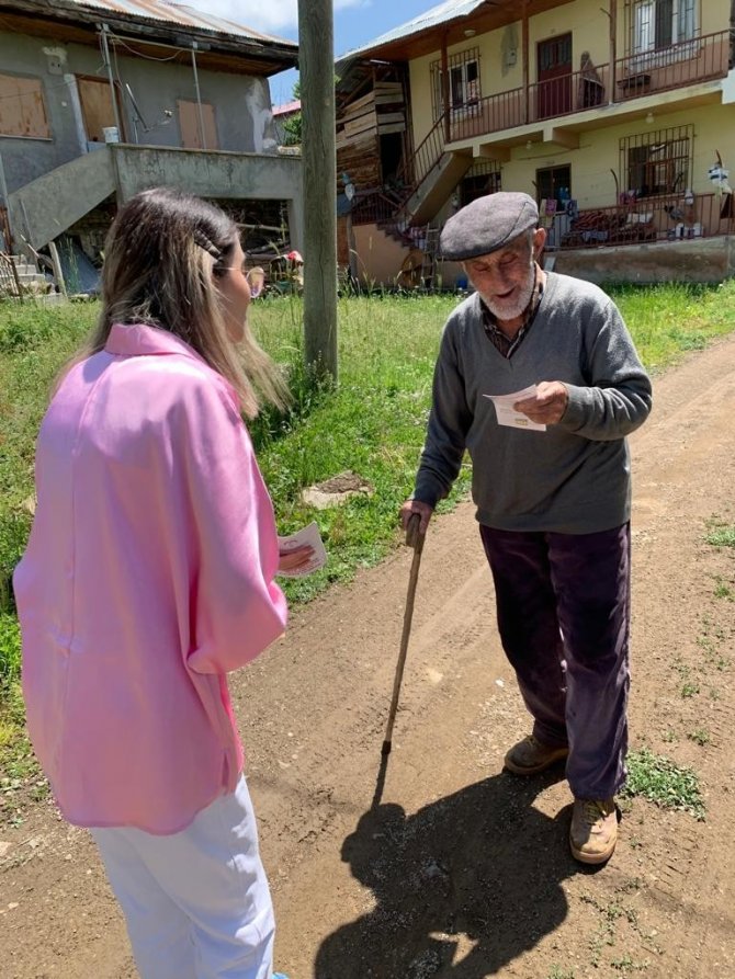 Köylülere Kırım Kongo Kanamalı Ateşine Karşı Eğitim Verildi