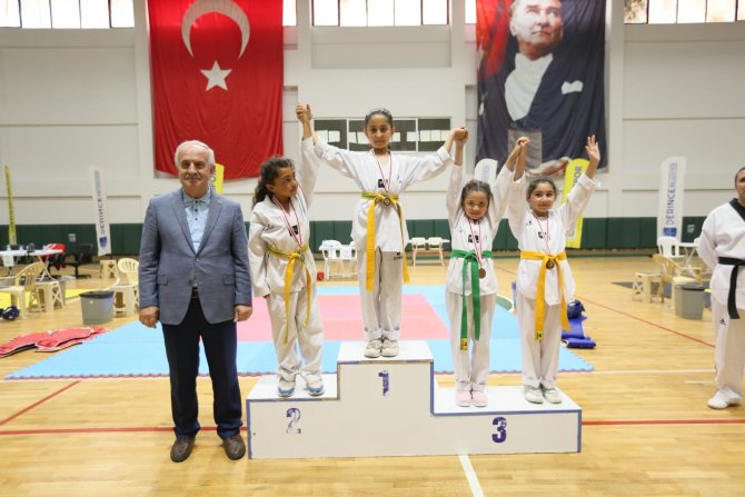 Derince’de Tekvando Coşkusu