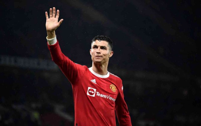 Cristiano Ronaldo, 20 Sezona 815 Gol Sığdırdı