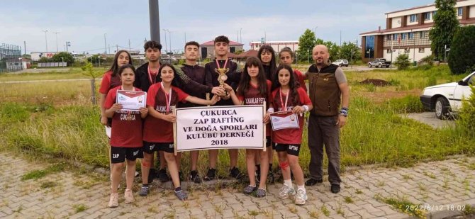 Çukurca Rafting Takımı Türkiye 3’ncüsü Oldu