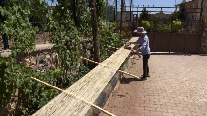 Siirt’te Düğün Sezonu Açıldı, Şal-şepik Kumaşına İlgi Arttı