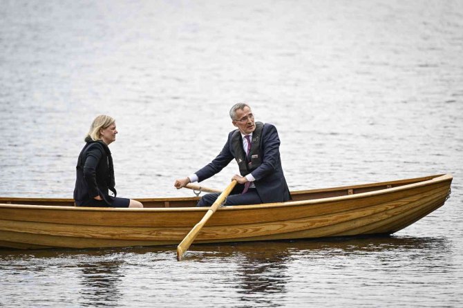 Stoltenberg Ve Andersson’dan Kayık Sefası
