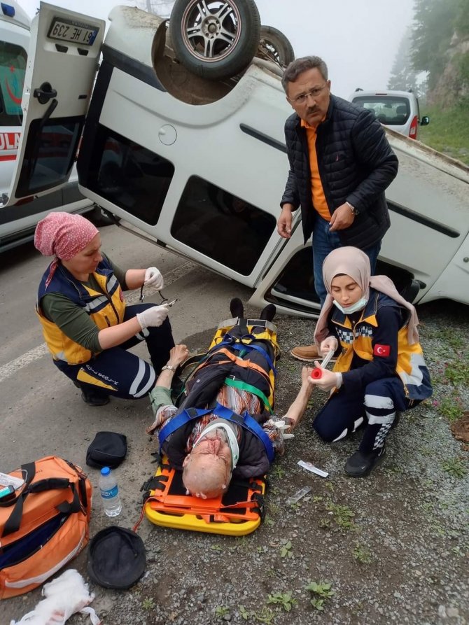 Trabzon’da Yayla Yolunda Trafik Kazası: 3 Yaralı