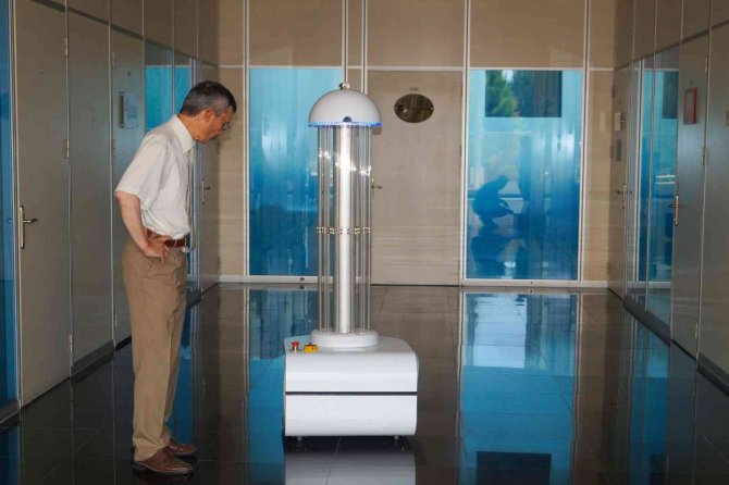 Ulutek’te Geliştirilen Robot, Virüsleri Yok Ediyor