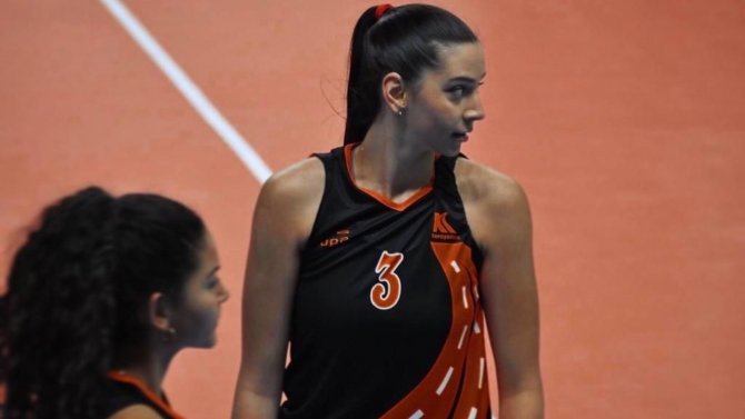 Akhisar Belediyespor Kadın Voleybol Takımı, Ezgi Sultan Sert’i Renklerine Kattı