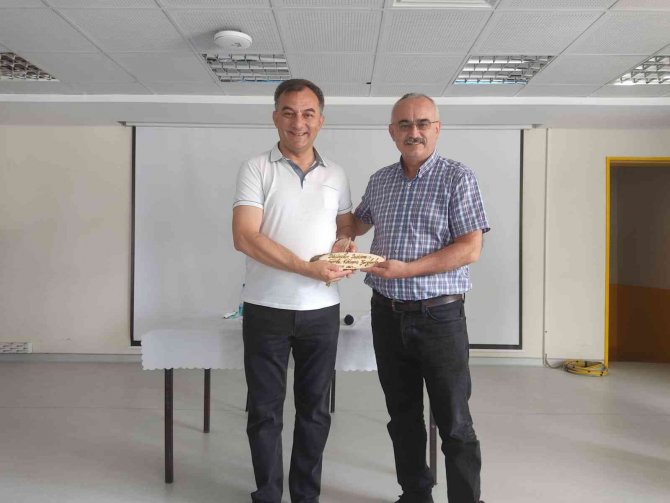 Burhaniye’de ’Yazar-okur’ Etkinliği