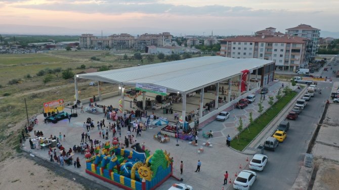 Semt Pazarı Fuar Etkinlikleri İle Hizmete Girdi