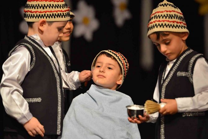 Yıldırımlı Miniklerin Mezuniyet Heyecanı