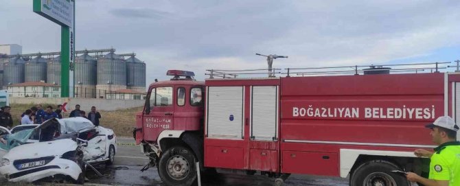Yozgat’ta İtfaiye Aracı İle Otomobil Çarpıştı: 3 Ölü