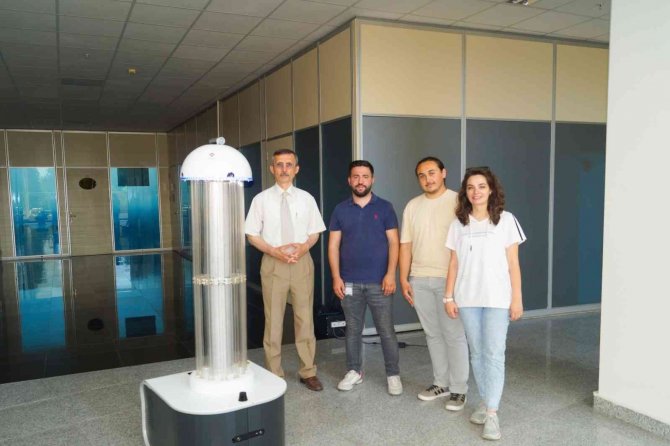 Ulutek’te Geliştirilen Robot, Virüsleri Yok Ediyor