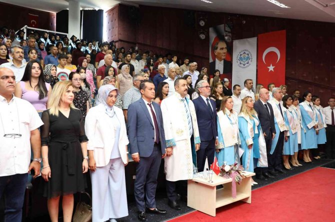 Alkü’de Işık Alma Ve Yemin Töreni Yapıldı
