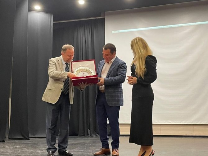 Ölmez: “Biz Gençliğimize Güveniyoruz