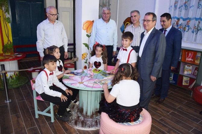 Çan Mehmet Akif Ersoy İ̇lkokulu Geri Dönüşüm Kütüphanesi Açıldı