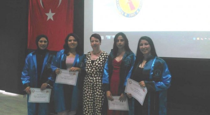 Domaniç Hayme Ana Myo’da Mezuniyet Coşkusu