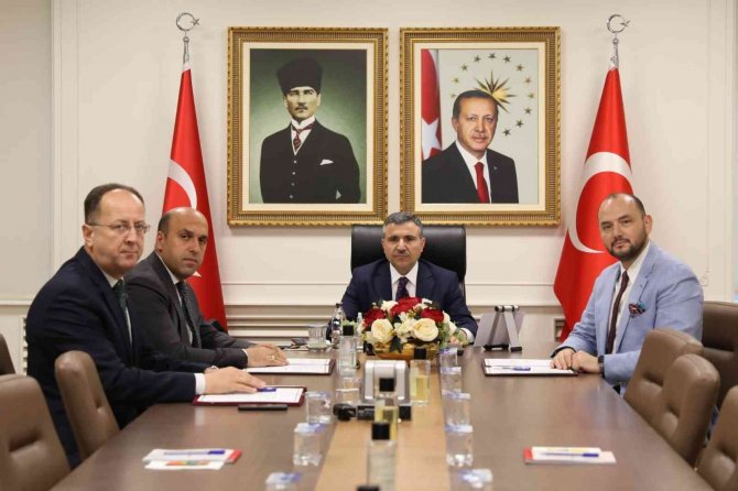 Akçakoca’ya Hayırsever İş Adamı 2 Okul Yaptıracak