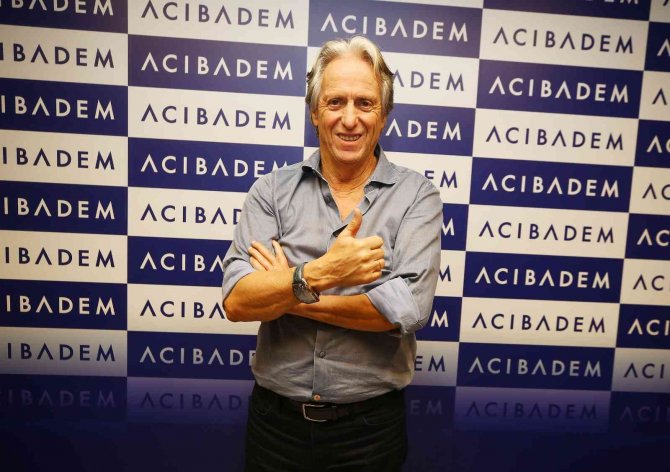Fenerbahçe’de Teknik Direktör Jorge Jesus Sağlık Kontrolünden Geçti