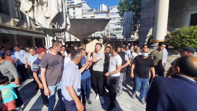 Kiracısı Tarafından Öldürülen Şenel Tombul’un Oğlu: "Kira Tartışması Yok, Kadın Ticareti Yapıyordu"