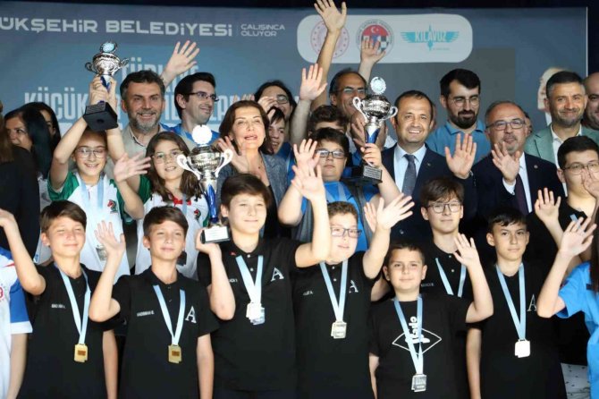 Kocaeli’de Düzenlenen Satranç Şampiyonası Sona Erdi