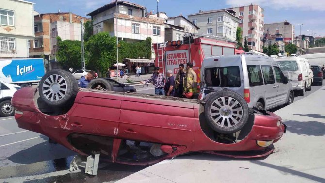 Fren Testi Yaparken Bariyerlere Çarpıp Takla Attı: 1 Yaralı