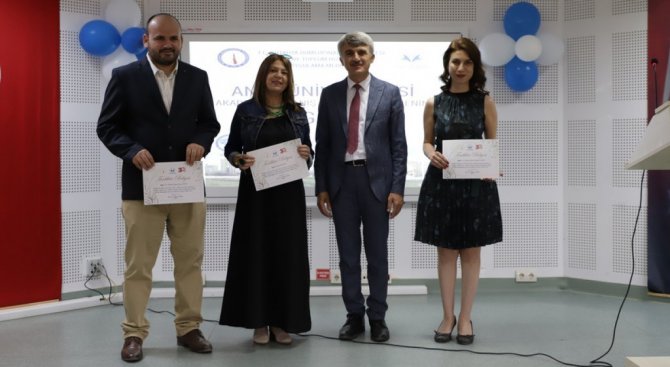 Anne Üniversitesi’nde Mezuniyet Heyecanı