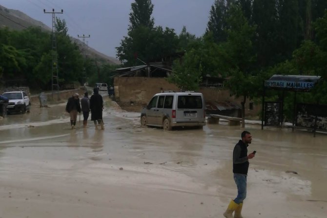 Malatya’yı Sağanak Vurdu