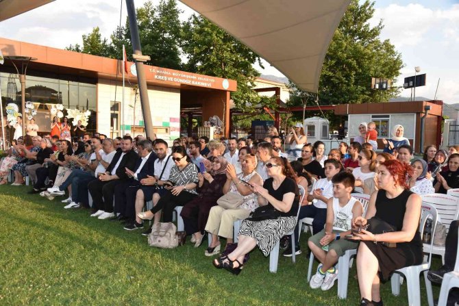 Minikler Mezuniyet Heyecanı Yaşadı