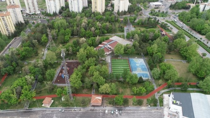 İ̇sa Yusuf Alptekin Parkı Yepyeni Yüzüyle Belsin’e Hizmet Etmeye Başladı