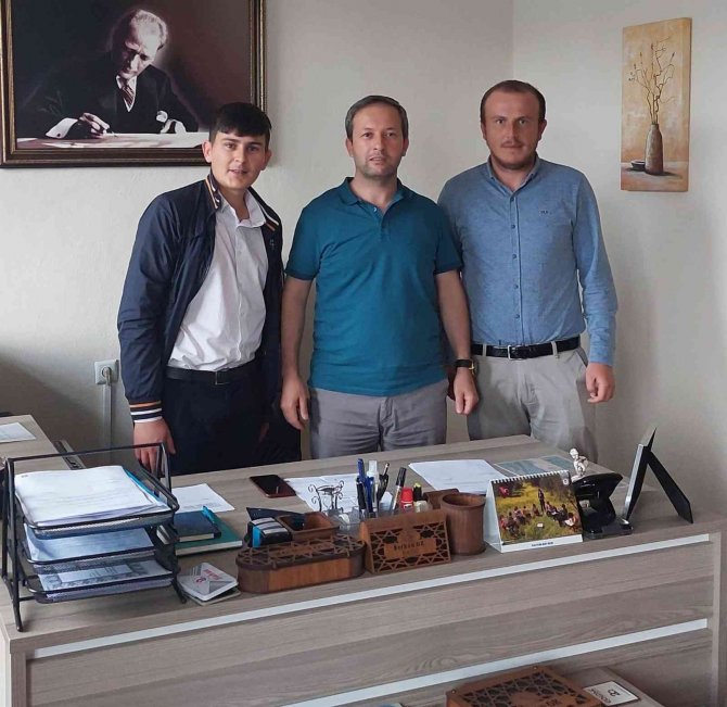 "Öğretmenlerimiz 3600 Ek Gösterge Rakamına Kavuştu"