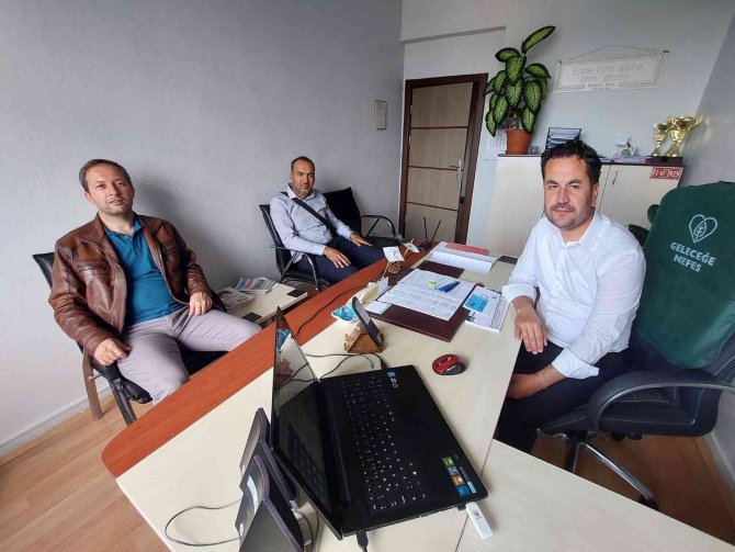 "Öğretmenlerimiz 3600 Ek Gösterge Rakamına Kavuştu"