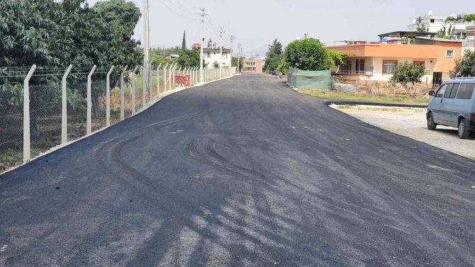 Tarsus’un Şahin Mahallesinde Yol Sorunu Çözüldü