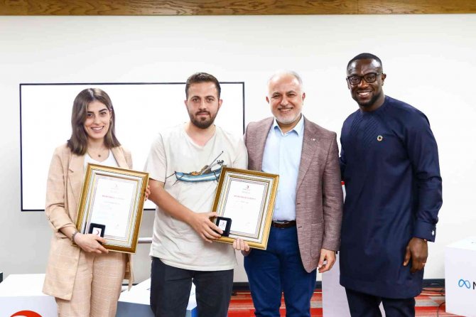 Meta Ve Türk Kızılay Kan Bağışı Uygulamasının Türkiye’de Kullanıma Açıldığını Duyurdu