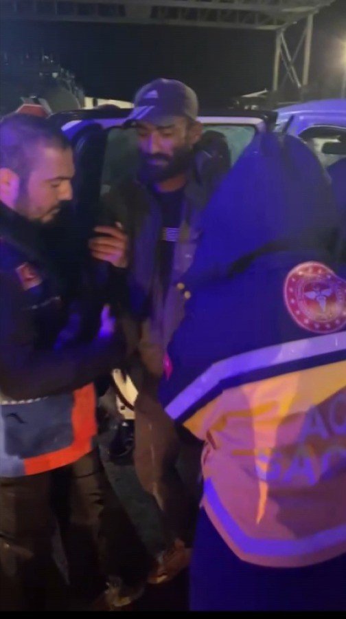 Muş’ta Umke Ekipleri, Yediği Ottan Zehirlenen Çoban İçin Gece Yarısı Seferber Oldu