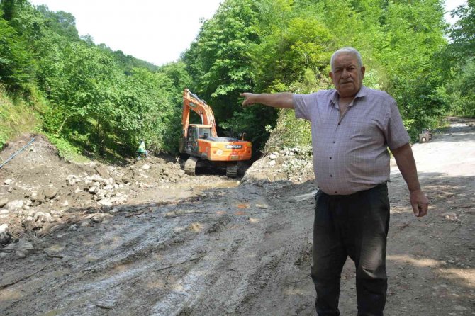 Ordu’da Selin Yaraları Sarılıyor: 8 Ev Hasar Gördü, 20 İş Makinesi 40 Personel Müdahale Ediyor