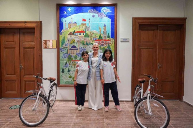 Bilecikli Sporcuların Özel Sporcular Atletizm Müsabakaları’nda Büyük Başarıları