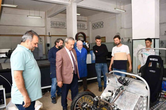 Akbaş, "Meslek Liselerimizde Büyük Bir Değişime Ve Dönüşüme Başladık"